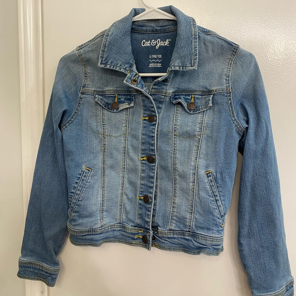 Cat & Jack Girls Denim Jacket 🦋 Size L (10/12) | Light Wash Classic Style